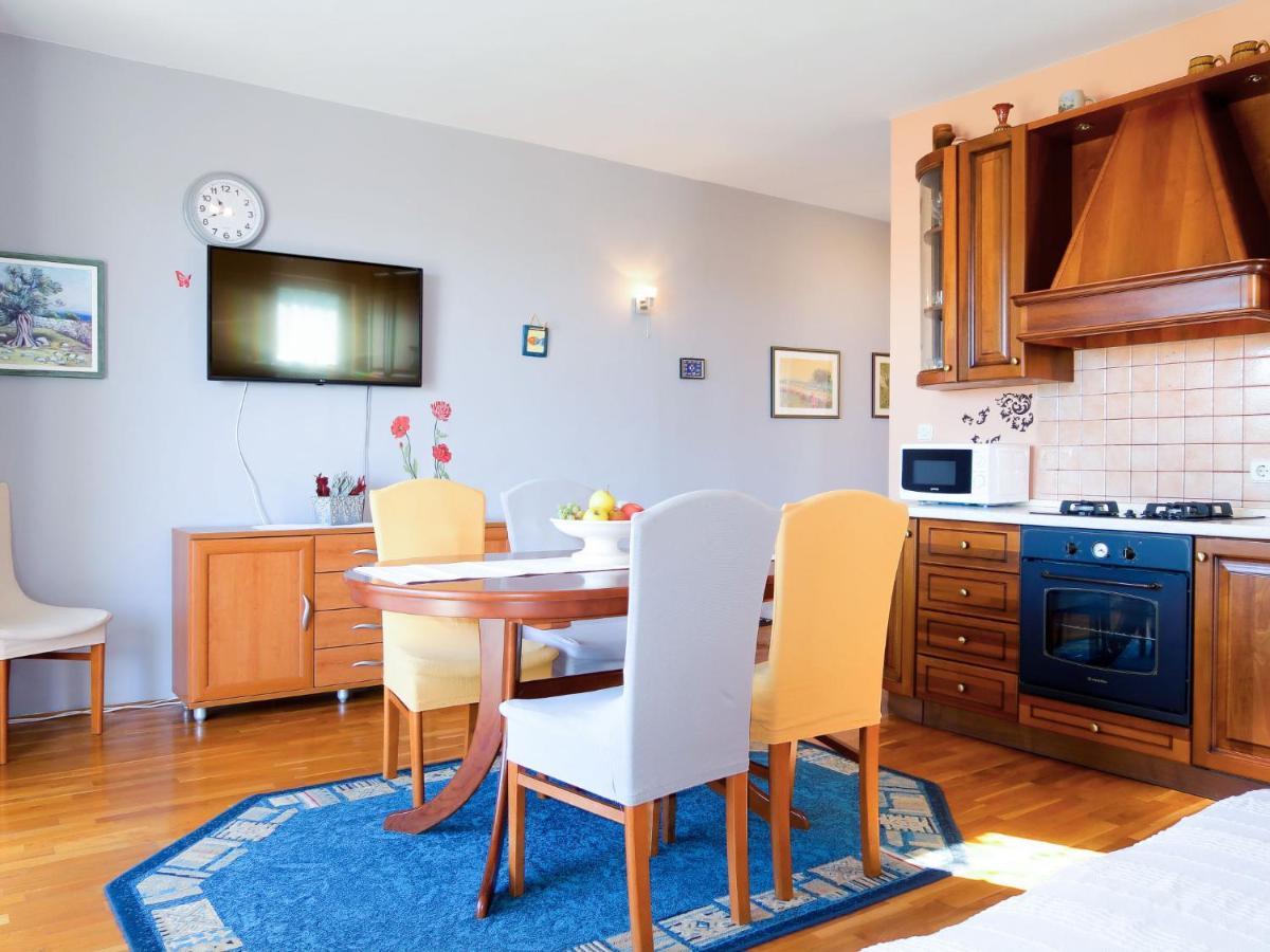 Apartment Hoba By Interhome Banjol エクステリア 写真