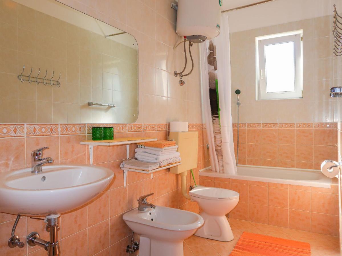 Apartment Hoba By Interhome Banjol エクステリア 写真